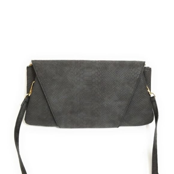URBAN EXPRESSIONS Gray Envelope Crossbody Clutch - Picture 3 of 12